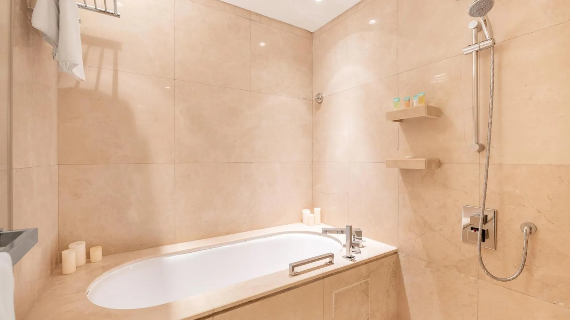 Aparthotel Emaar Residences Dubai Marina By Qstay - Address Dubai Marina